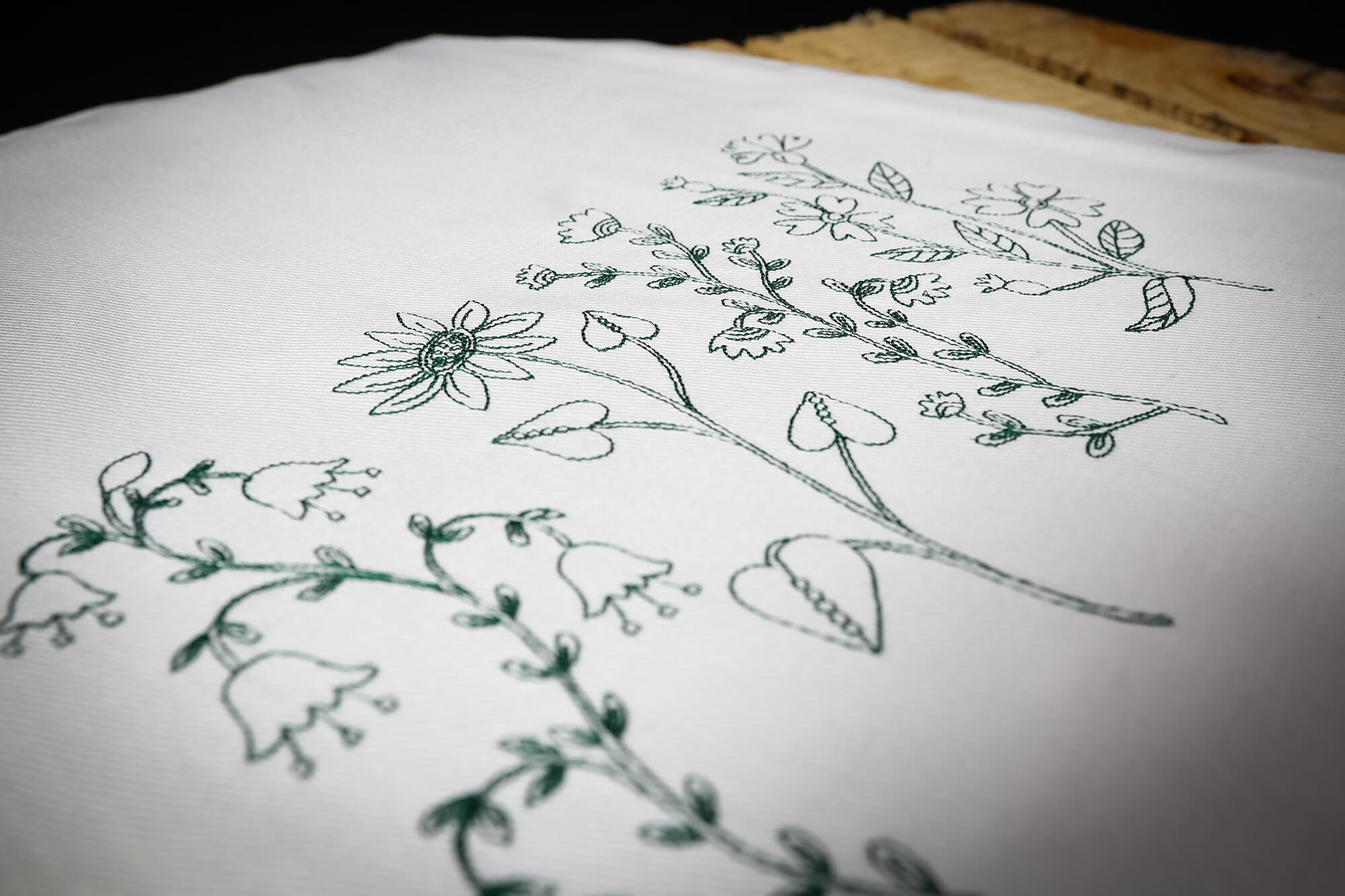 torba kwiaty linearne haft (1)